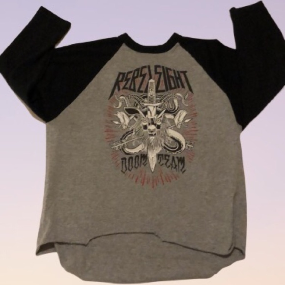 Rebel 8 Doom Team Gray Raglan